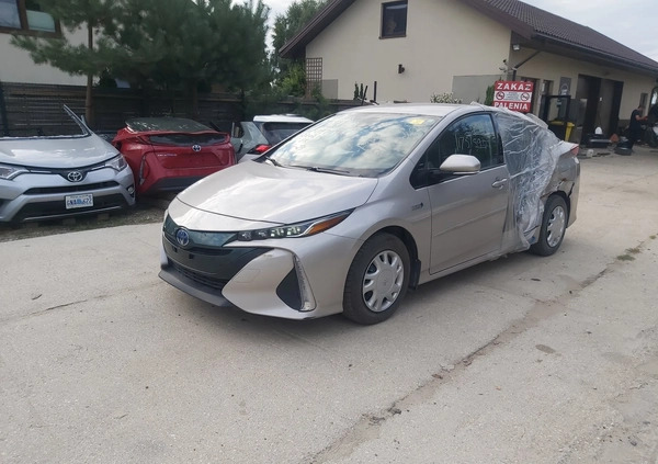 Toyota Prius cena 69900 przebieg: 32803, rok produkcji 2018 z Pyskowice małe 137